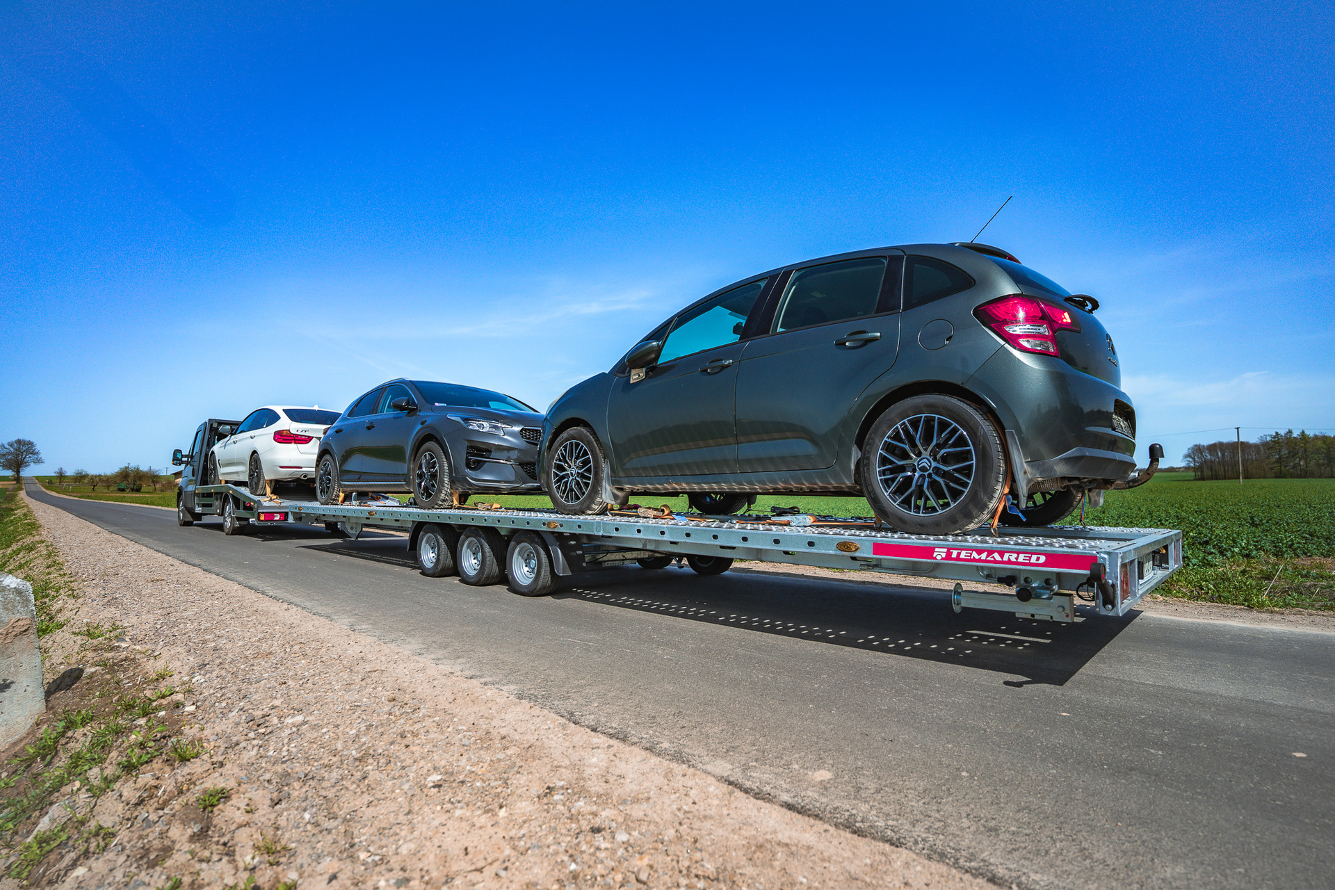 Transporting two cars in one trip - saving time that pays off